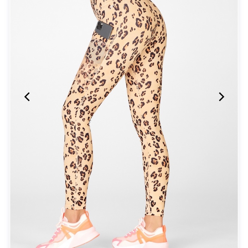Fabletics New with tags leggings with matching bra